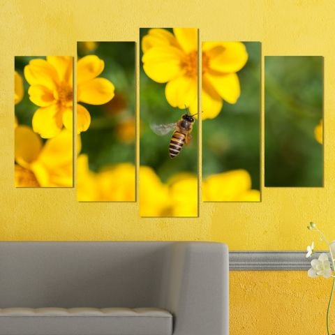Декоративeн панел за стена с жълти горски цветя и пчеличка Vivid Home