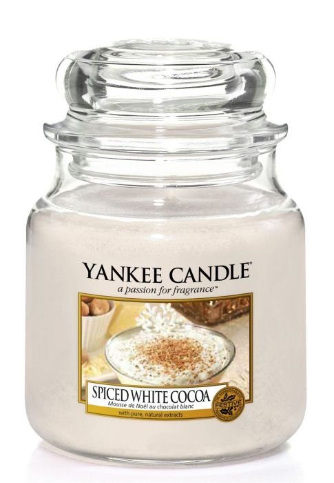 Ароматна свещ в среден буркан Yankee Candle Spiced White Cocoa 