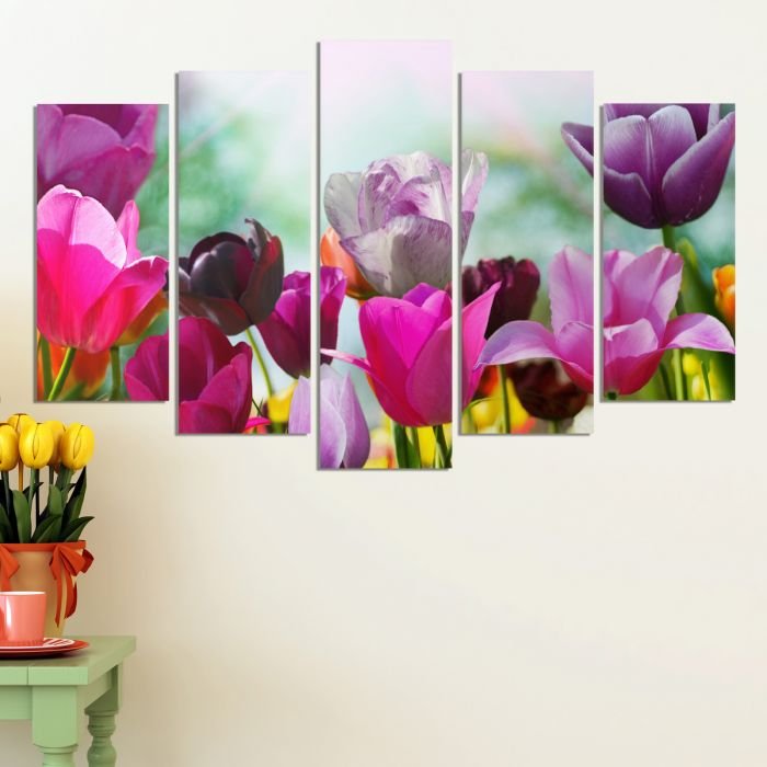 Декоративeн панел за стена с лалета в розово-лилава гама Vivid Home
