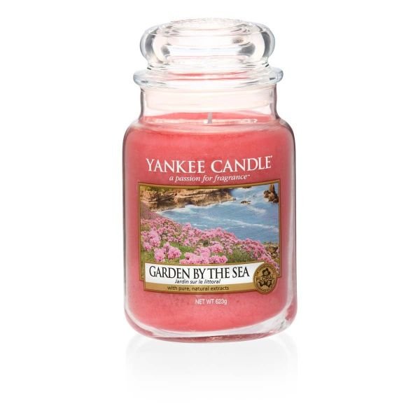 Ароматна свещ в голям буркан Yankee Candle Large Jar Garden By The Sea
